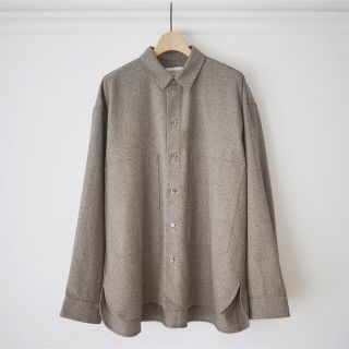 コモリ(COMOLI)のPOLYPLOID ポリプロイドSHIRT B"-BEIGE 完全完売、即完品(シャツ)