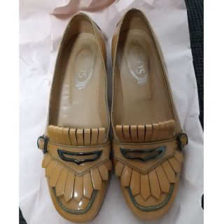 Tod’sトッズ　エナメルローファー　少し大きめ