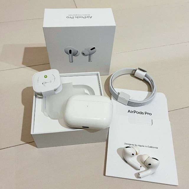 美品 Apple AirPods Pro 第1世代