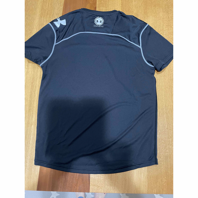 UNDER ARMOUR(アンダーアーマー)のアンダーアーマーTシャツ スポーツ/アウトドアのトレーニング/エクササイズ(トレーニング用品)の商品写真