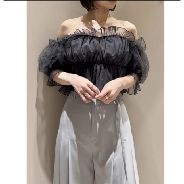 SNIDEL ボリュームギャザーフリルオフショルブラウス DGRY-