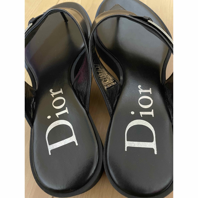 Christian Dior(クリスチャンディオール)の【Dior】レディース レザー ビーチ サンダル 35 未使用品 レディースの靴/シューズ(ビーチサンダル)の商品写真