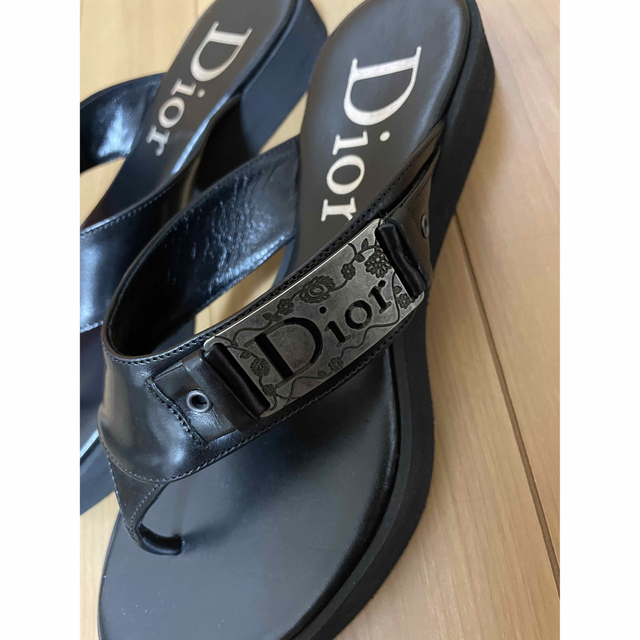 Christian Dior(クリスチャンディオール)の【Dior】レディース レザー ビーチ サンダル 35 未使用品 レディースの靴/シューズ(ビーチサンダル)の商品写真