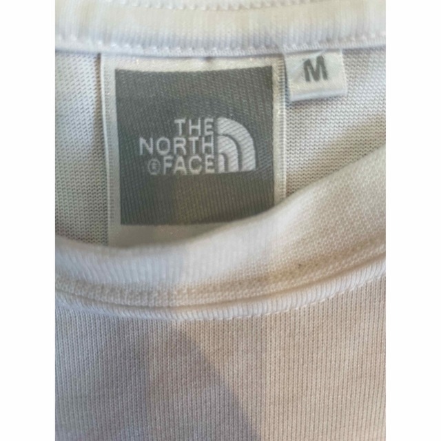 THE NORTH FACE(ザノースフェイス)のThe north face 長袖ロゴＴシャツ レディースのトップス(Tシャツ(長袖/七分))の商品写真