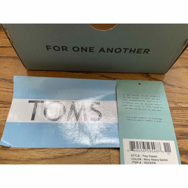 TOMS(トムズ)のTom's シューズ　14cm キッズ/ベビー/マタニティのベビー靴/シューズ(~14cm)(スニーカー)の商品写真