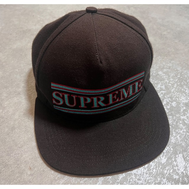 Supreme(シュプリーム)のおまけ付き！supreme・CAP メンズの帽子(キャップ)の商品写真