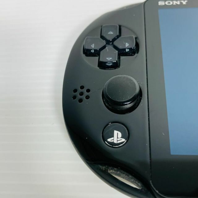 PlayStation Vita(プレイステーションヴィータ)の【良品】PSVITA ブラック PCH-2000ZA11 本体 エンタメ/ホビーのゲームソフト/ゲーム機本体(携帯用ゲーム機本体)の商品写真