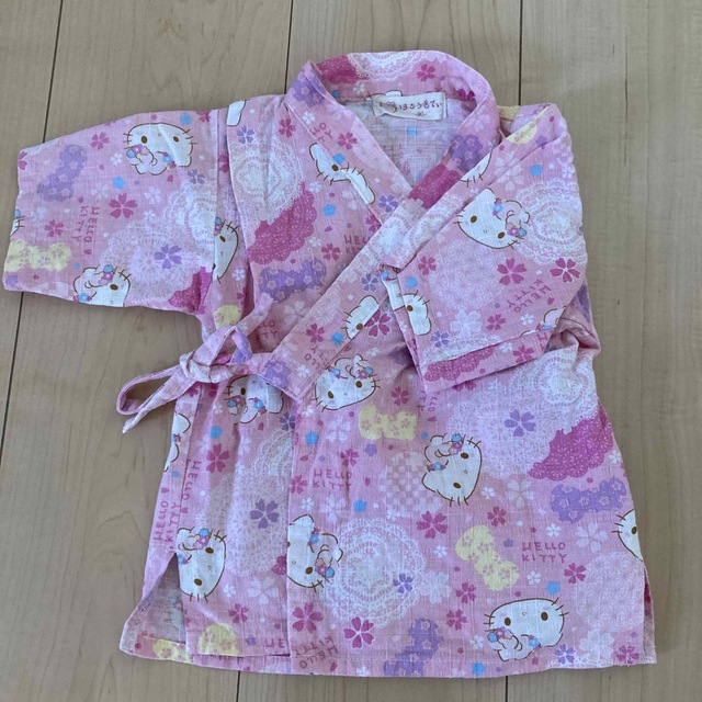 ハローキティ(ハローキティ)のハローキティ　甚平　サイズ90 キッズ/ベビー/マタニティのキッズ服女の子用(90cm~)(甚平/浴衣)の商品写真