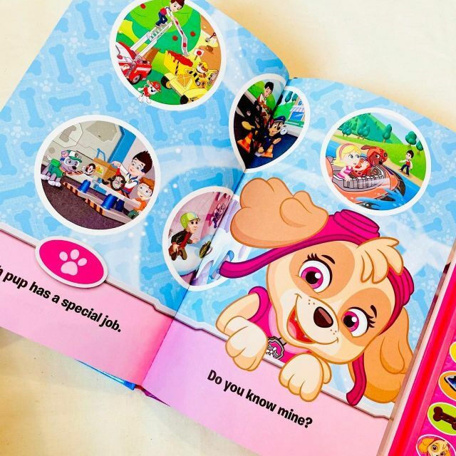 【新品】パウ・パトロール サウンド付き英語絵本 paw patrol 知育玩具 エンタメ/ホビーの本(洋書)の商品写真