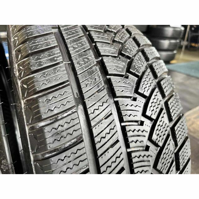 ハイフライスタッドレス　225/45R18　2本、245/40R18　2本