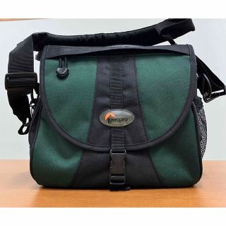 Lowepro カメラバッグ　EX180 グリーン(ケース/バッグ)