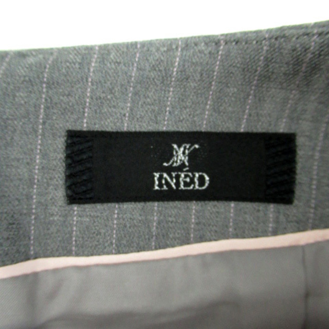 INED(イネド)のイネドプリーツスカート ひざ丈 ストライプ柄 ウール 9 グレー ピンク レディースのスカート(ひざ丈スカート)の商品写真