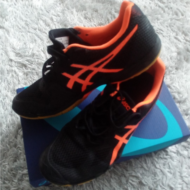 asics - 『なおや様専用』バドミントンシューズ26.5の通販 by さくら姫