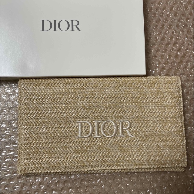 Christian Dior(クリスチャンディオール)のディオール　ノベルティ　新品　未使用 レディースのファッション小物(ポーチ)の商品写真