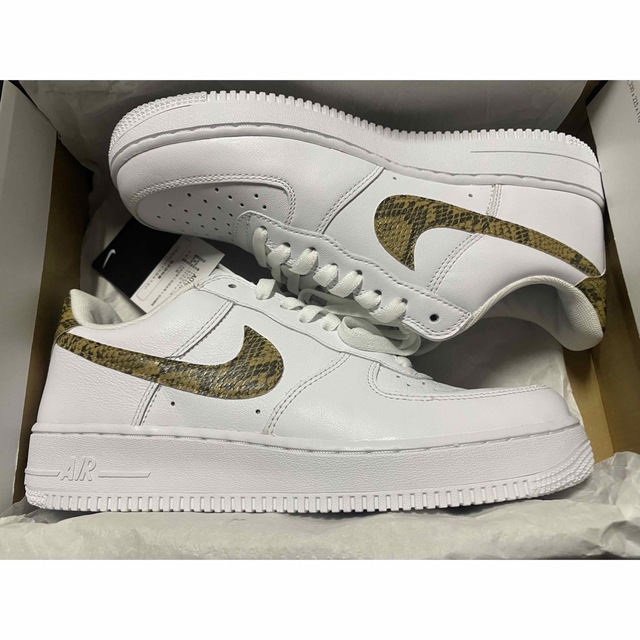 メンズNIKE AIR FORCE 1 LOW RETRO PRM 96 SNAKE