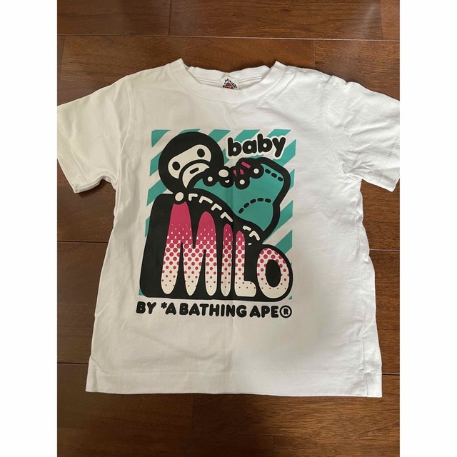 【美品】アベイシングエイプ Tシャツ 110 キッズ/ベビー/マタニティのキッズ服男の子用(90cm~)(Tシャツ/カットソー)の商品写真