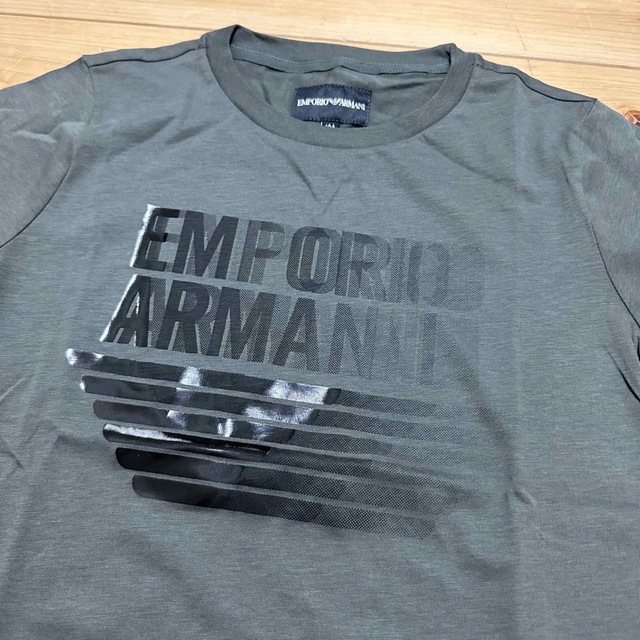 新品　EMPORIO ARMANI エンポリオアルマーニ　Tシャツ　140