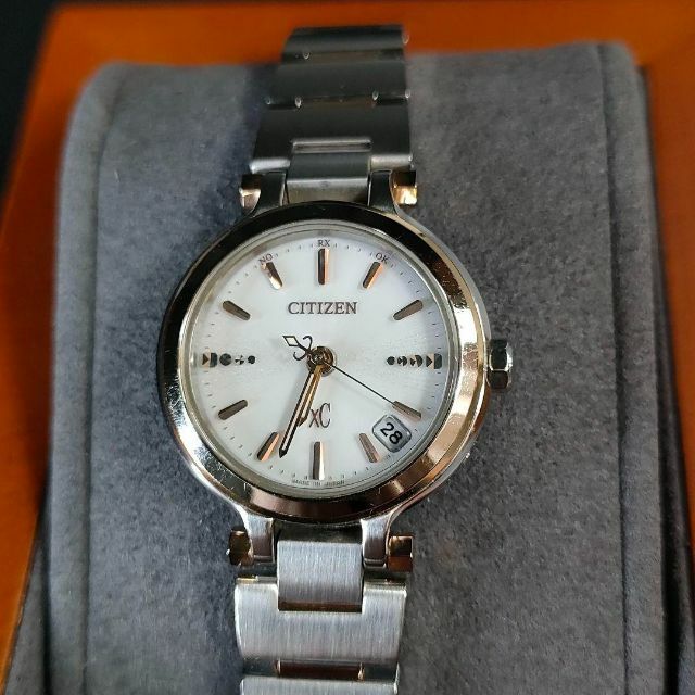 CITIZEN(シチズン)の極美品✨CITIZEN　シチズンクロスシー　XC　ホワイト　シルバー　ソーラー レディースのファッション小物(腕時計)の商品写真