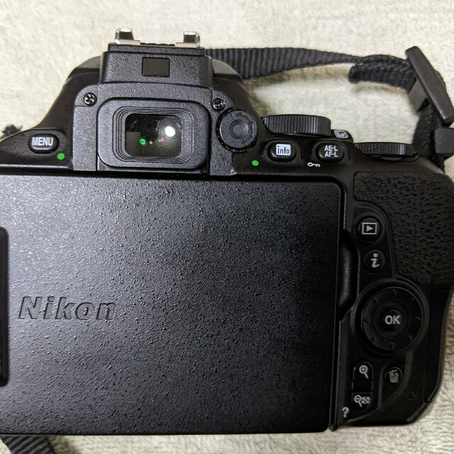 Nikon(ニコン)のNikon D5600 ボディのみ 一眼レフカメラ スマホ/家電/カメラのカメラ(デジタル一眼)の商品写真