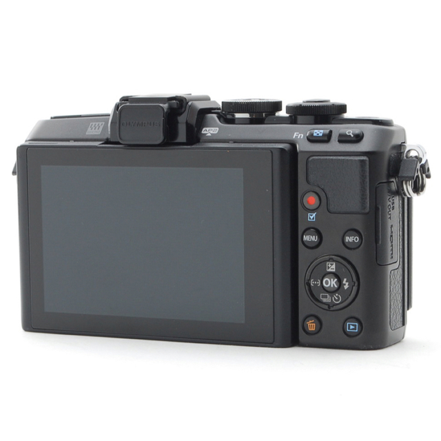 ショット極小、コンディション◎の極上品❤️OLYMPUS E−PL7 BLACK