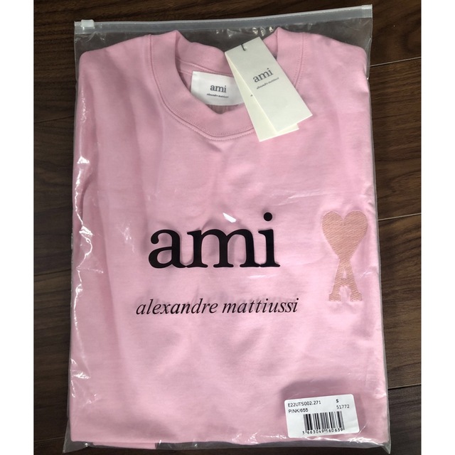 ami(アミ)の新品 AMI PARIS アミ パリス Tシャツ Sサイズ メンズのトップス(Tシャツ/カットソー(半袖/袖なし))の商品写真