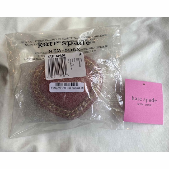 kate spade new york(ケイトスペードニューヨーク)の・新品・ケイトスペード・kate spade・3Dハート・財布 レディースのファッション小物(コインケース)の商品写真