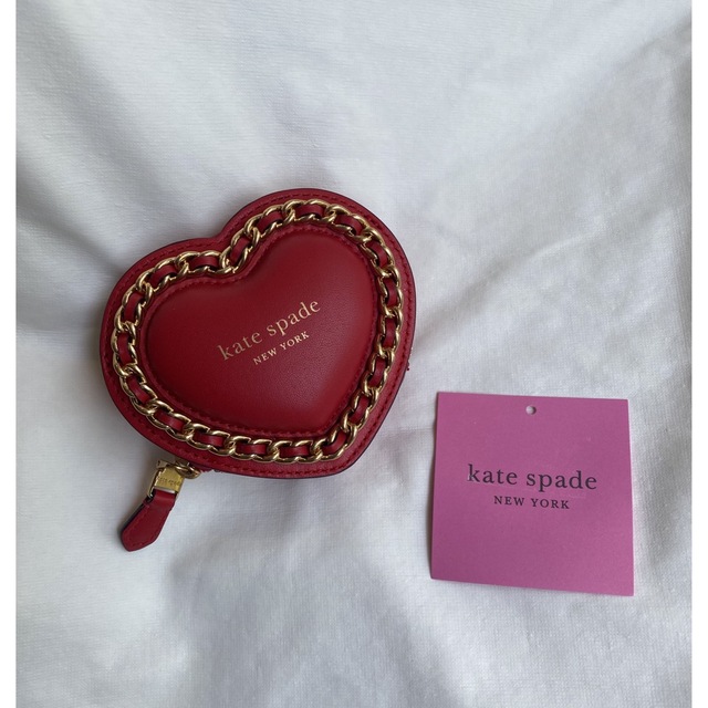 kate spade new york(ケイトスペードニューヨーク)の・新品・ケイトスペード・kate spade・3Dハート・財布 レディースのファッション小物(コインケース)の商品写真