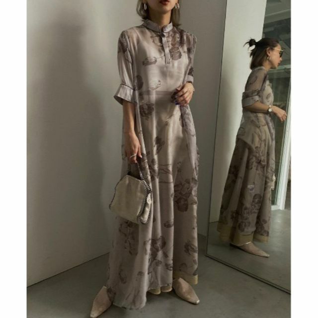 Ameri VINTAGE(アメリヴィンテージ)のAMERI ISLA PIPING SHEER DRESS レディースのワンピース(ロングワンピース/マキシワンピース)の商品写真