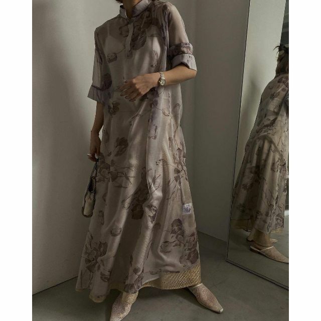 Ameri VINTAGE(アメリヴィンテージ)のAMERI ISLA PIPING SHEER DRESS レディースのワンピース(ロングワンピース/マキシワンピース)の商品写真