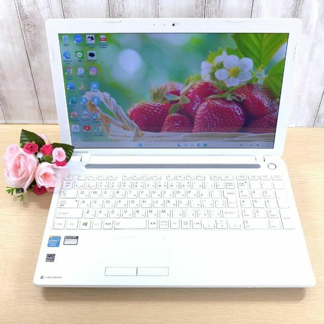 ノートPC 182✨Win11✨SSD256GBメモリ8G✨Office付きノートパソコン白