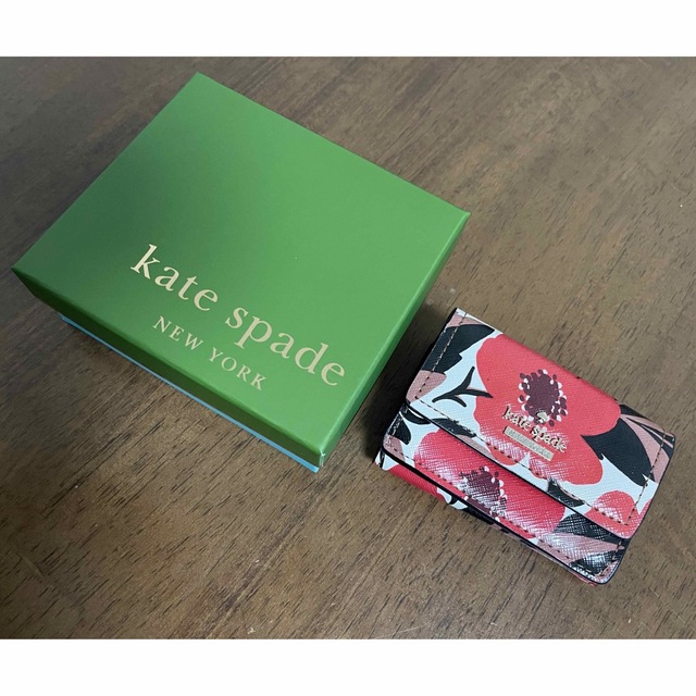 kate spade new york(ケイトスペードニューヨーク)のkate spade お財布 レディースのファッション小物(財布)の商品写真