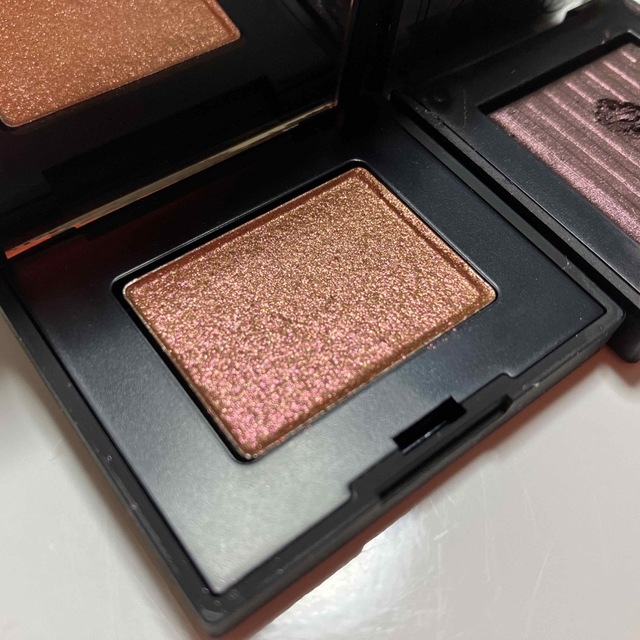 NARS(ナーズ)のNARS アイシャドウ　2点セット コスメ/美容のベースメイク/化粧品(アイシャドウ)の商品写真