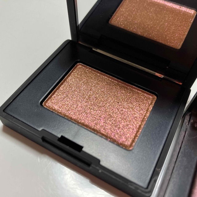 NARS(ナーズ)のNARS アイシャドウ　2点セット コスメ/美容のベースメイク/化粧品(アイシャドウ)の商品写真