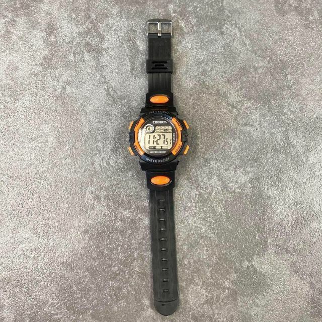 ★A7-4と3子供用デジタル腕時計キッズ用デジタルウォッチ防水スポーツオレンジ メンズの時計(腕時計(デジタル))の商品写真