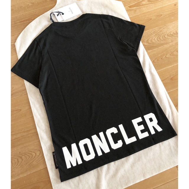 最終値下げ☆MONCLERモンクレール☆バックロゴＴシャツ♪新品未使用タグつき