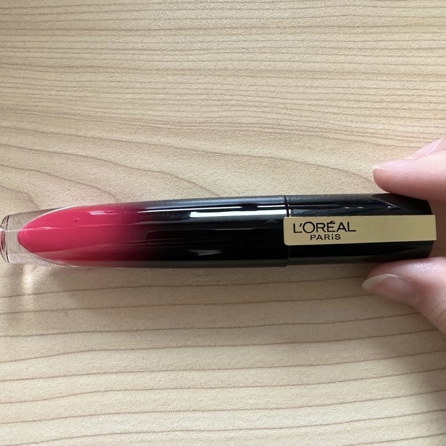 L'Oreal Paris(ロレアルパリ)のロレアルパリ ブリリアントシグネチャー 2本セット コスメ/美容のベースメイク/化粧品(口紅)の商品写真