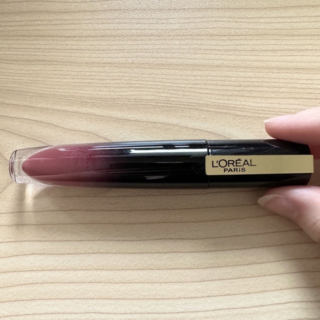 L'Oreal Paris(ロレアルパリ)のロレアルパリ ブリリアントシグネチャー 2本セット コスメ/美容のベースメイク/化粧品(口紅)の商品写真