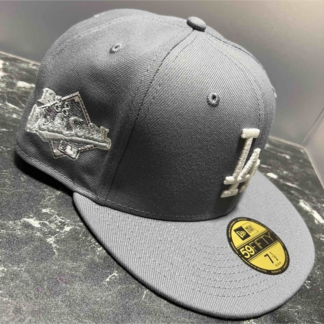 NEW ERA(ニューエラー)の【入手困難】NEW ERA 59FIFTY LA ドジャース ワールドシリーズ メンズの帽子(キャップ)の商品写真