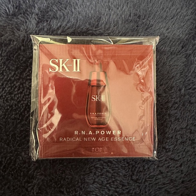 SK-II(エスケーツー)のラディカルニューエイジエッセンス サンプル 10枚 コスメ/美容のスキンケア/基礎化粧品(美容液)の商品写真