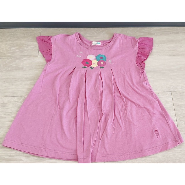 KP(ニットプランナー)の☆KP☆130☆Tシャツ☆ キッズ/ベビー/マタニティのキッズ服女の子用(90cm~)(Tシャツ/カットソー)の商品写真