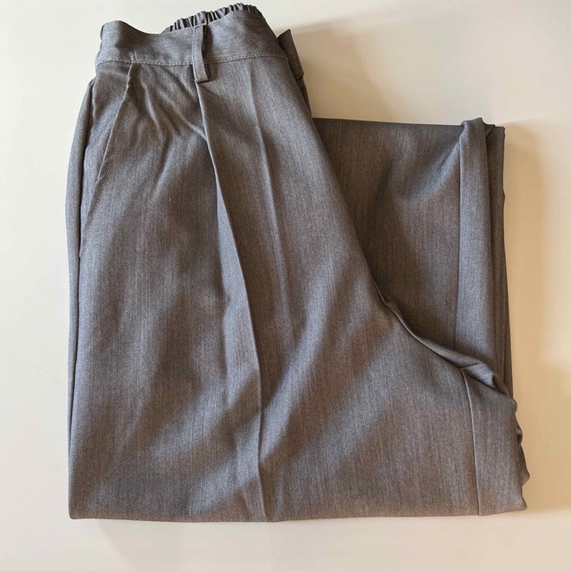 EMMA CLOTHES(エマクローズ)の EMMA CLOTHESワイドパンツ　使用回数1回 レディースのパンツ(カジュアルパンツ)の商品写真