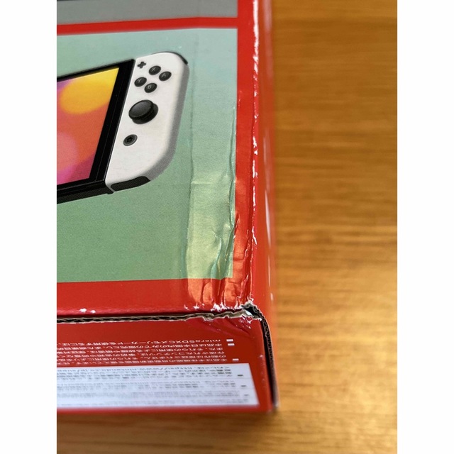 Nintendo Switch(ニンテンドースイッチ)の【中古美品】Nintendo Switch 有機ELモデル ホワイト 本体 エンタメ/ホビーのゲームソフト/ゲーム機本体(携帯用ゲーム機本体)の商品写真