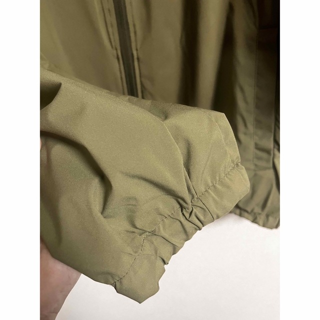 GU(ジーユー)のGU リラックスフィットシェルジャケット　XLサイズ　メンズ　レディース メンズのジャケット/アウター(ナイロンジャケット)の商品写真