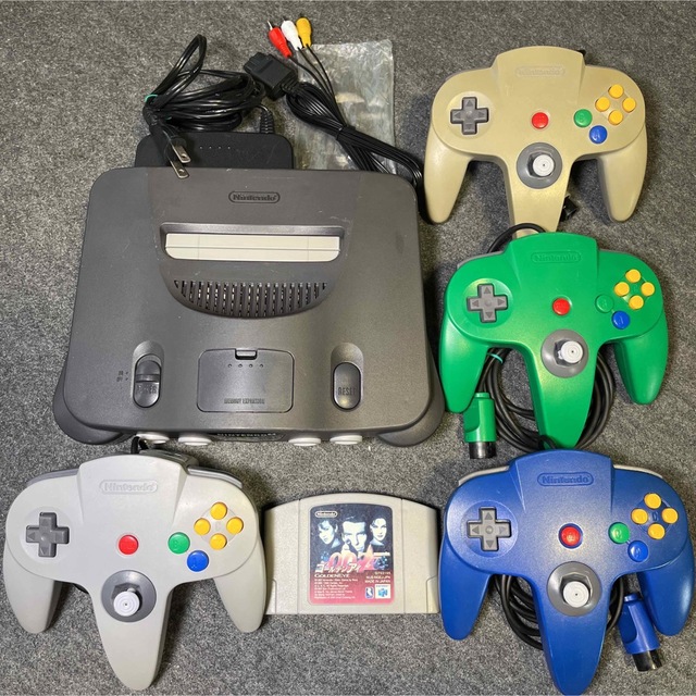 とっておきし新春福袋 【すぐ遊べます!】NINTENDO 64コントローラ4つ