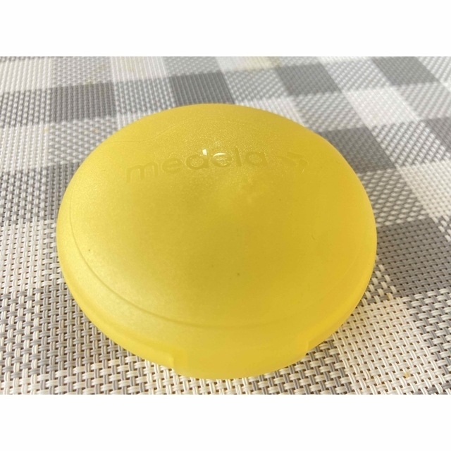 medela(メデラ)のMedela メデラ 乳頭保護器 ニップルシールド Sサイズ 16mm キッズ/ベビー/マタニティの洗浄/衛生用品(その他)の商品写真