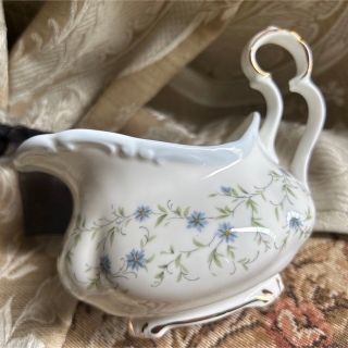 ロイヤルアルバート(ROYAL ALBERT)の英国製 希少 Royal Albert Carolineミルクジャグ クリーマー(食器)