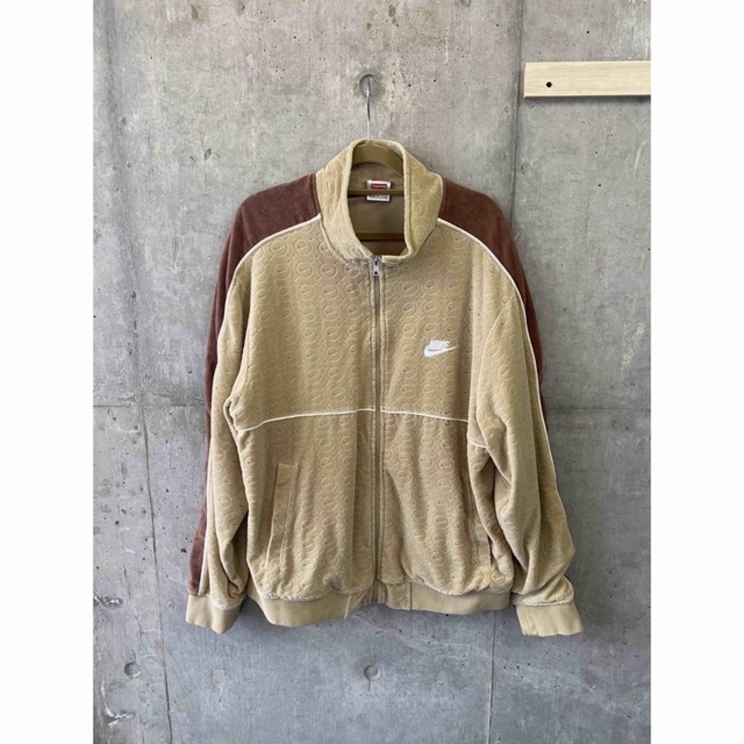 Supreme(シュプリーム)のSupreme  21SS Nike Velour Track Jacket メンズのジャケット/アウター(ブルゾン)の商品写真