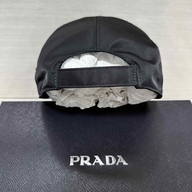 PRADA(プラダ)のPRADA プラダ ベースボールキャップ 2HC274 ReNylon 美品 メンズの帽子(キャップ)の商品写真