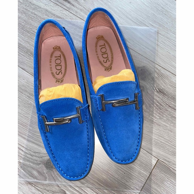 TOD'S(トッズ)のマリリン様専用⭐︎TOD'Sトッズ　ゴンミーニ　ダブルT 37.5 レディースの靴/シューズ(ローファー/革靴)の商品写真