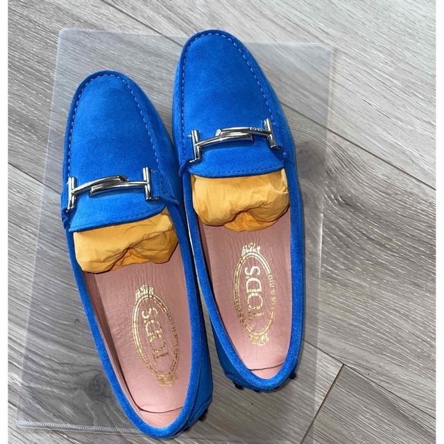 TOD'S(トッズ)のマリリン様専用⭐︎TOD'Sトッズ　ゴンミーニ　ダブルT 37.5 レディースの靴/シューズ(ローファー/革靴)の商品写真